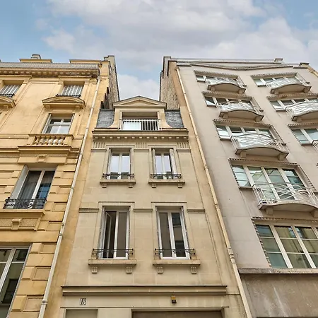 Renove Proche Des Champs With Ac Paris