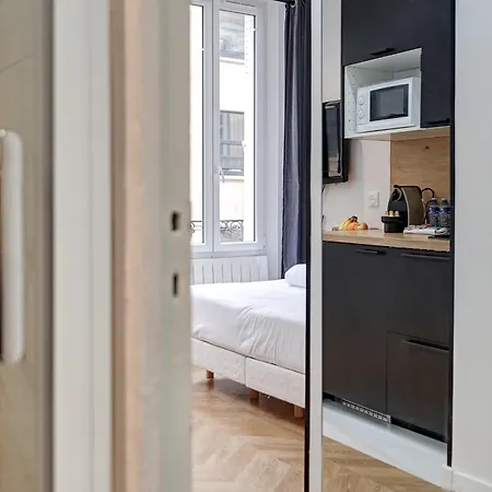 Renove Proche Des Champs With Ac Apartament Paryż